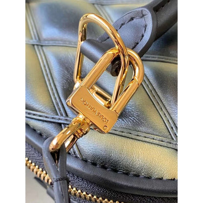 Louis Vuitton Alma BB Handbag WB001399