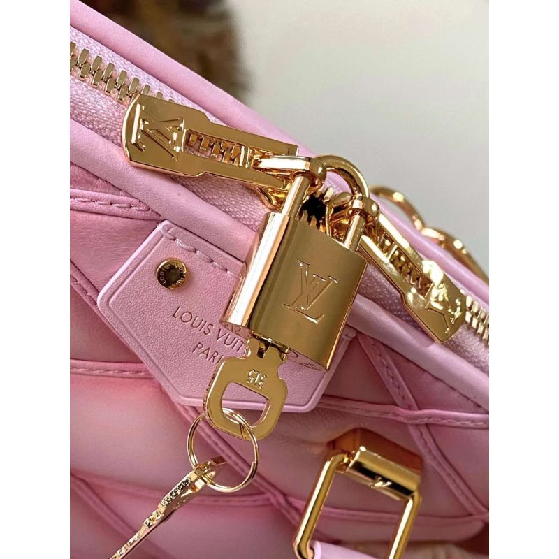 Louis Vuitton Alma BB Handbag WB001400