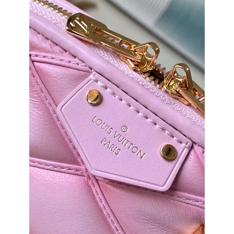Louis Vuitton Alma BB Handbag WB001400