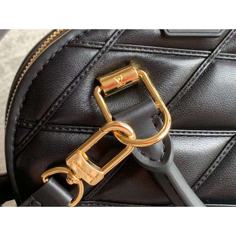Louis Vuitton Alma BB Handbag WB001403