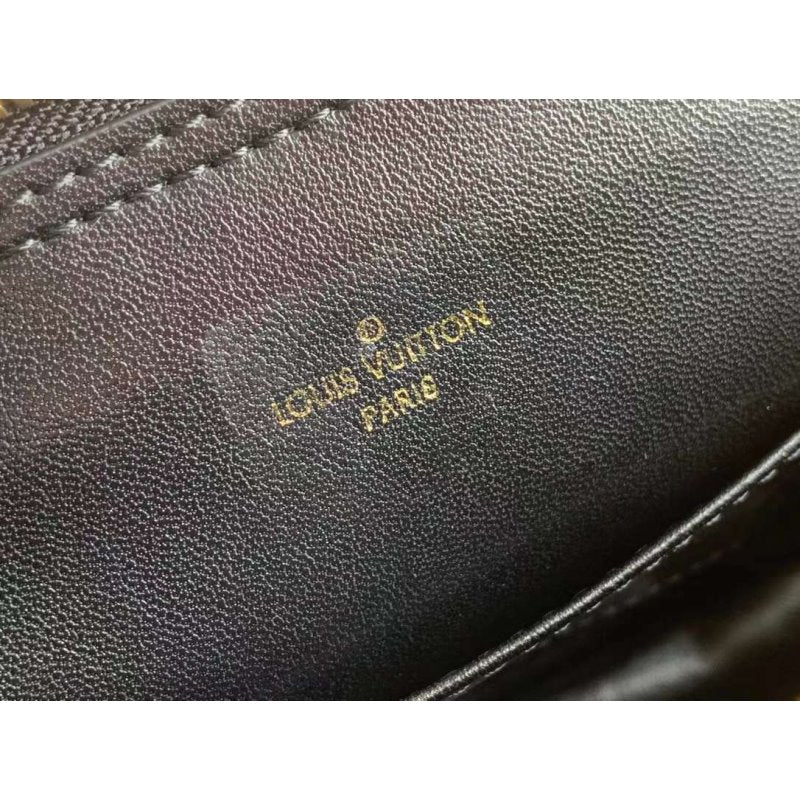 Louis Vuitton Alma BB Handbag WB001403