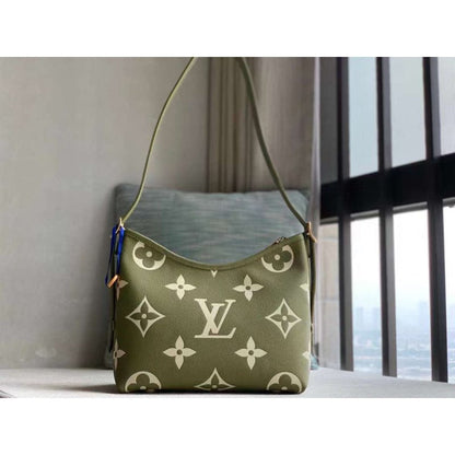 Louis Vuitton Carry All Bag WB001407