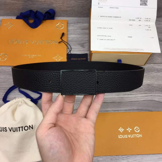 Louis Vuitton Classic Belt WB001032