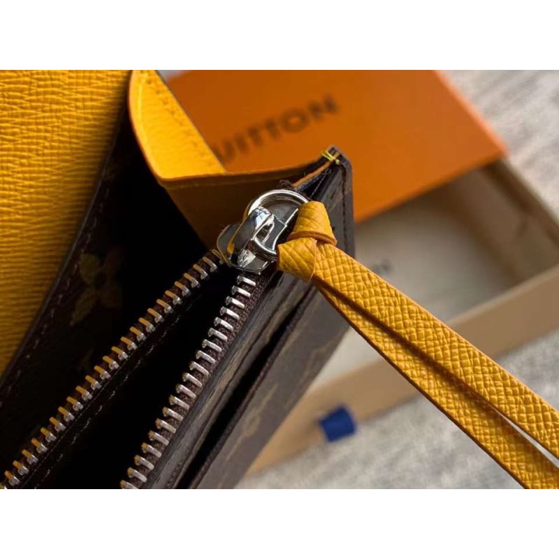 Louis Vuitton Emily Wallet  WB001330