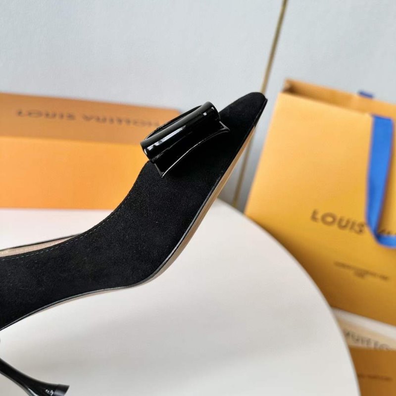 Louis Vuitton Heeled Pointed Toe Shoes  SH00117