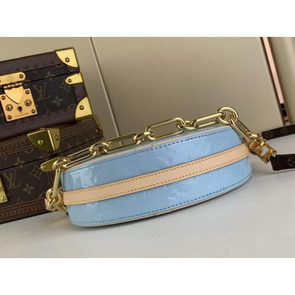 Louis Vuitton LV Reminx Hand Bag BG02027