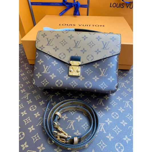 Louis Vuitton Metis Hand Bag BGMP1728