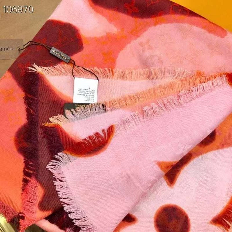 Louis Vuitton Muberry Silk Scarf SS001303