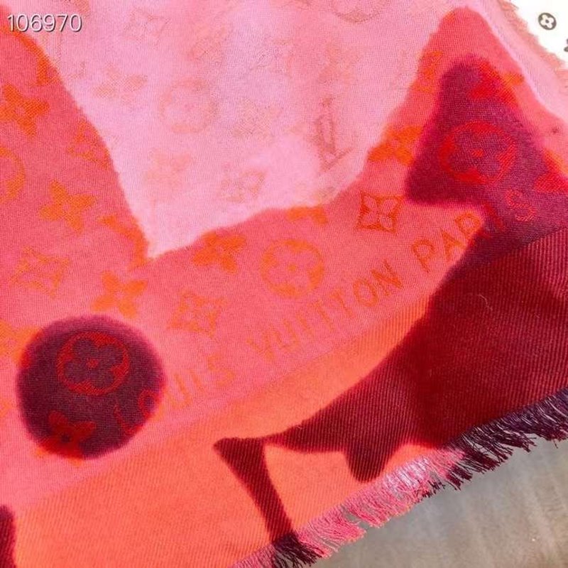 Louis Vuitton Muberry Silk Scarf SS001303