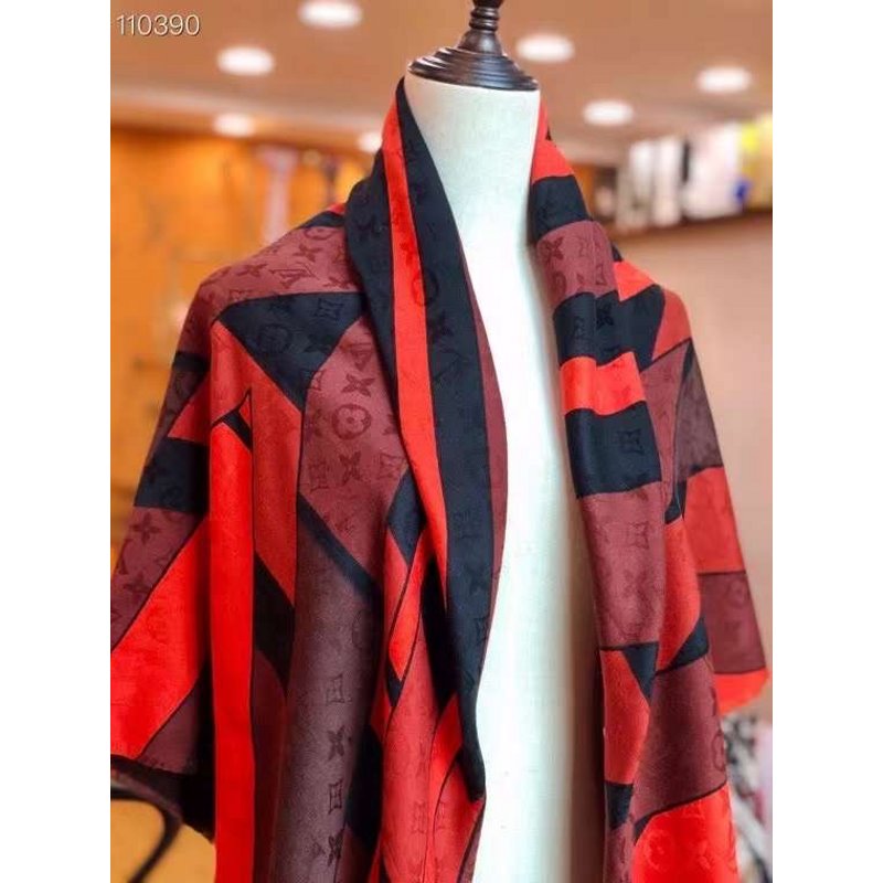 Louis Vuitton Muberry Silk Scarf SS001304