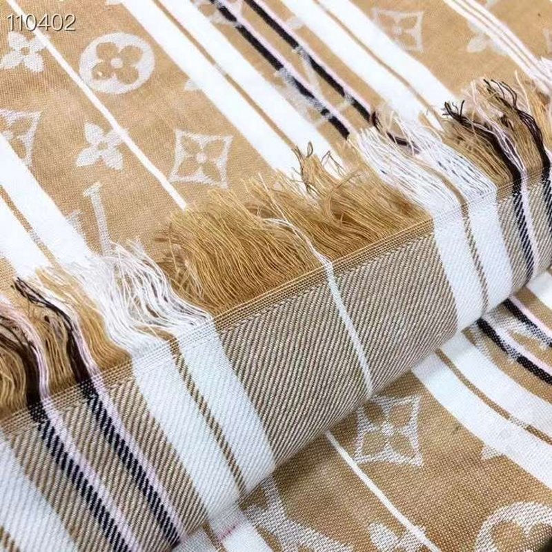 Louis Vuitton Muberry Silk Scarf SS001309