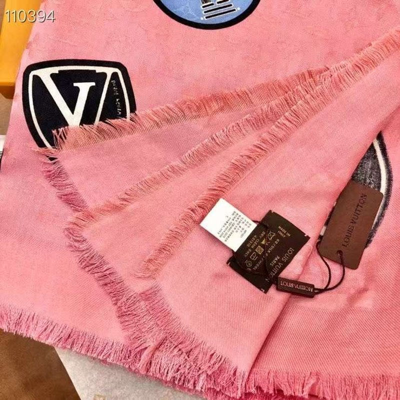 Louis Vuitton Muberry Silk Scarf SS001310