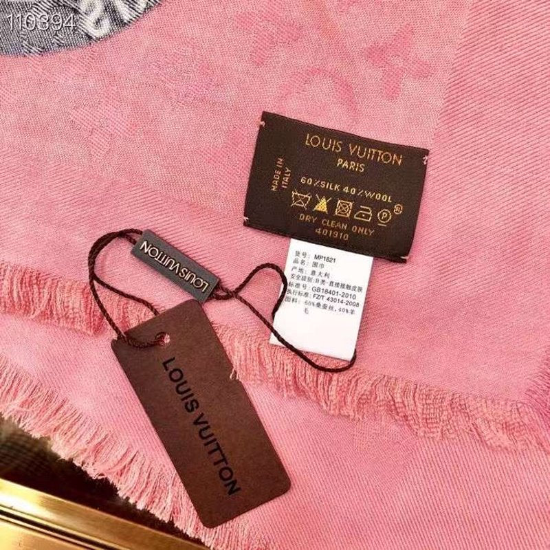 Louis Vuitton Muberry Silk Scarf SS001310