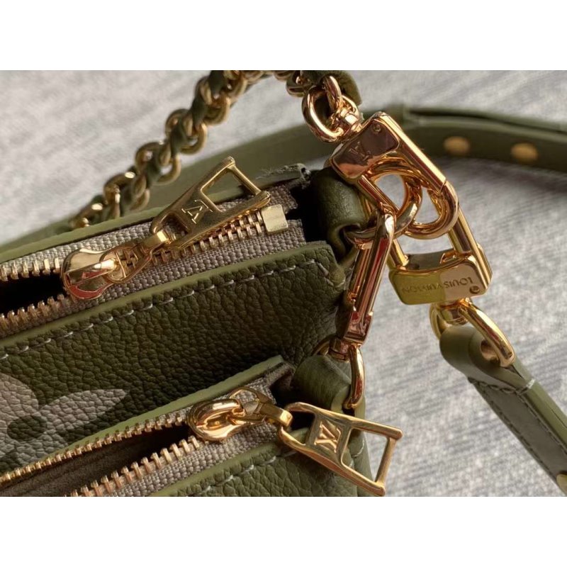 Louis Vuitton Multi Pochette Bag WB001406