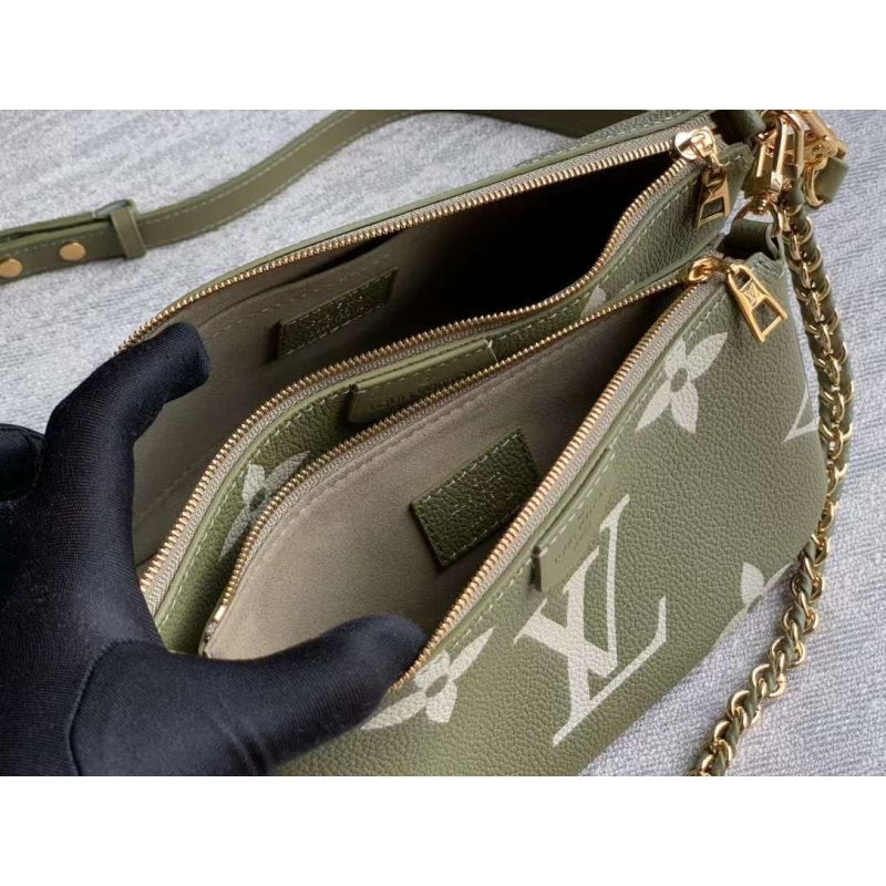 Louis Vuitton Multi Pochette Bag WB001406