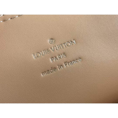 Louis Vuitton Nano Speedy Bag BG02036