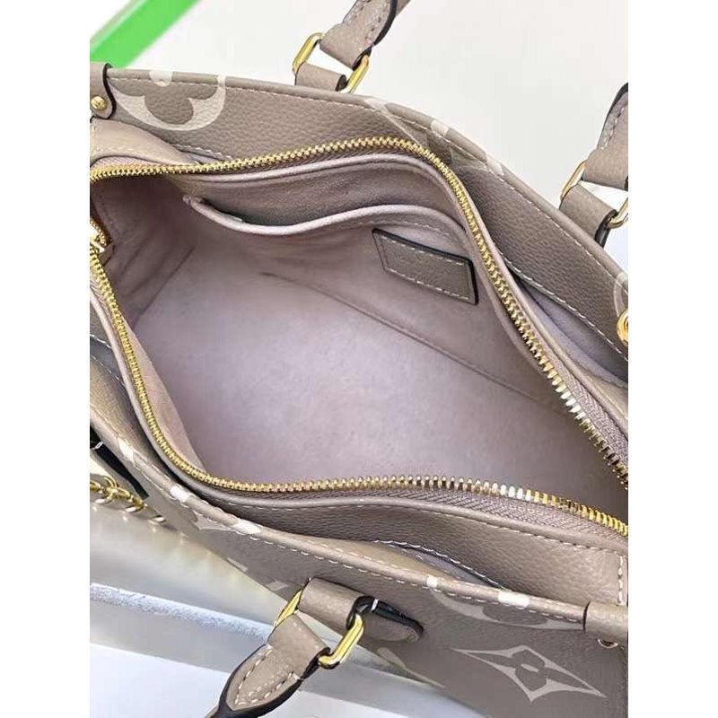 Louis Vuitton Onthego Hand Bag BG02042