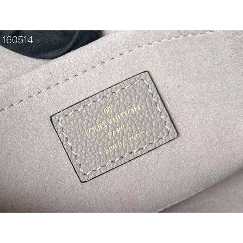 Louis Vuitton Onthego Hand Bag BG02043