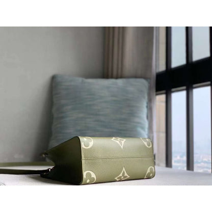 Louis Vuitton Onthego Hand Bag WB001405