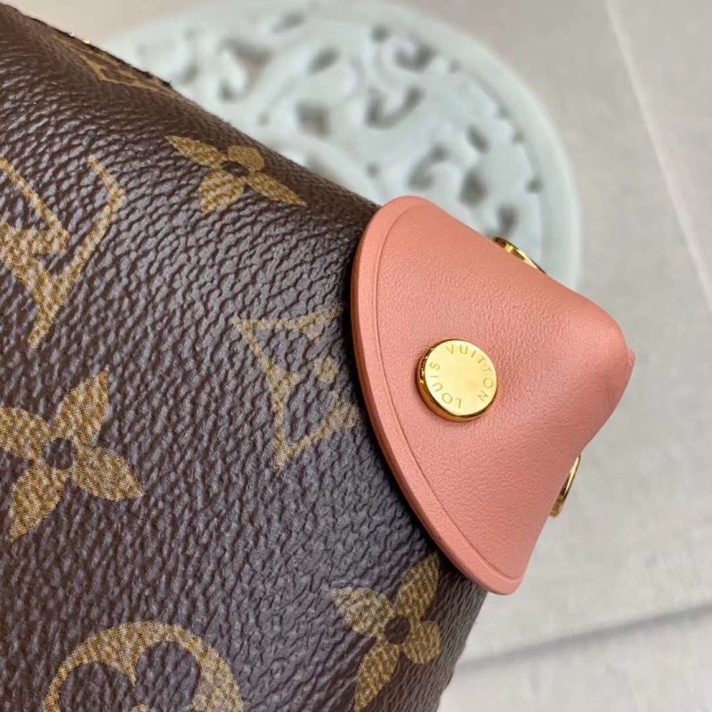 Louis Vuitton Petite Malle Souple Hand Bag BG02018