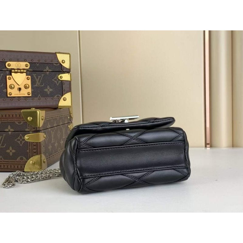 Louis Vuitton Picogo14 Hand Bag BG02035
