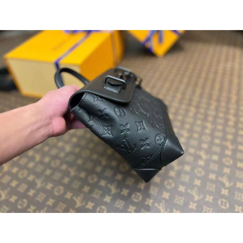 Louis Vuitton Postman Bag BG02019
