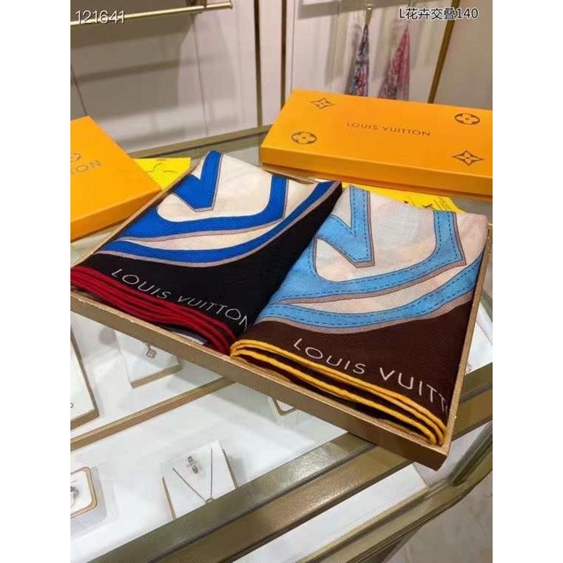 Louis Vuitton Silk and Wool Scarf SS001278
