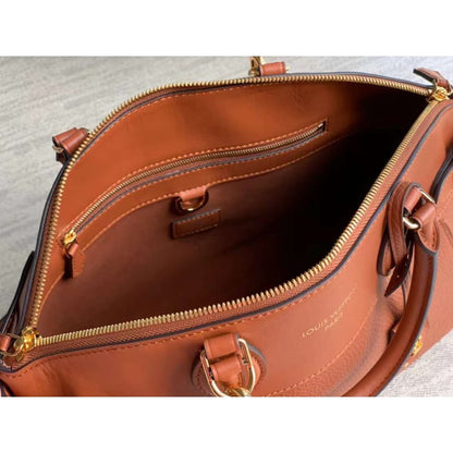 Louis Vuitton Taurillon Leather Bag WB001417