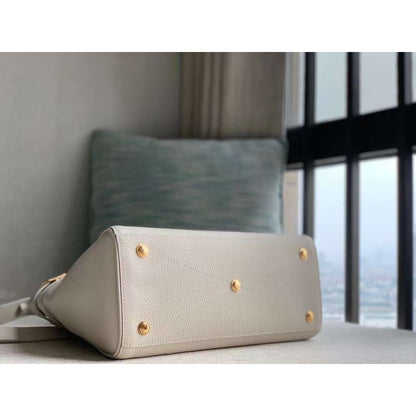 Louis Vuitton Taurillon Leather Bag WB001418