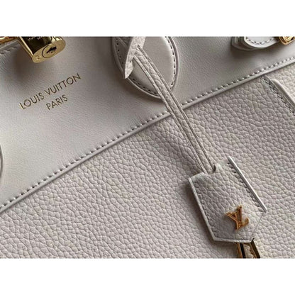 Louis Vuitton Taurillon Leather Bag WB001418