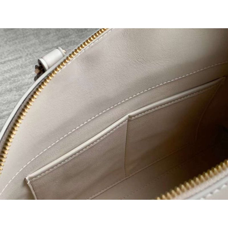 Louis Vuitton Taurillon Leather Bag WB001418