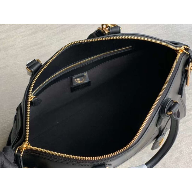 Louis Vuitton Taurillon Leather Bag WB001419