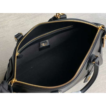 Louis Vuitton Taurillon Leather Bag WB001419
