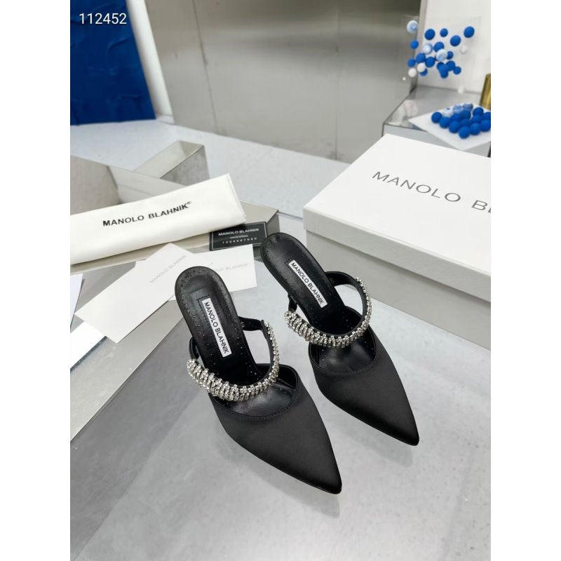 Manolo Blahnik High Heeled Pumps SHS03468