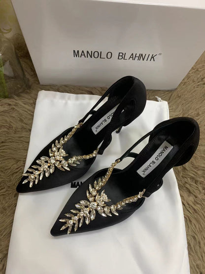 Manolo Blahnik Slingback Pumps SHS03854