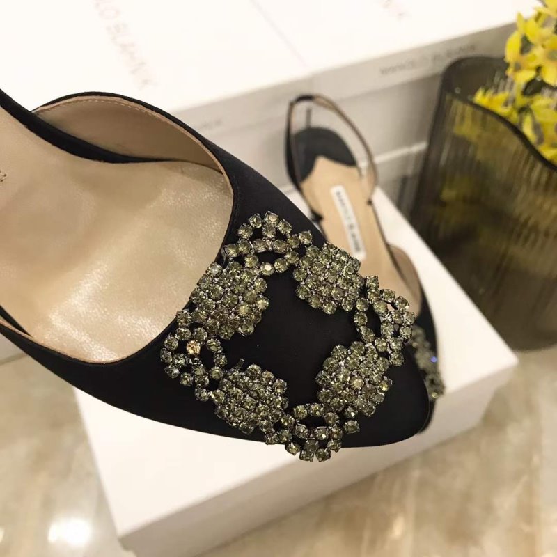 Manolo Blahnik Hollow Sandals SH00409