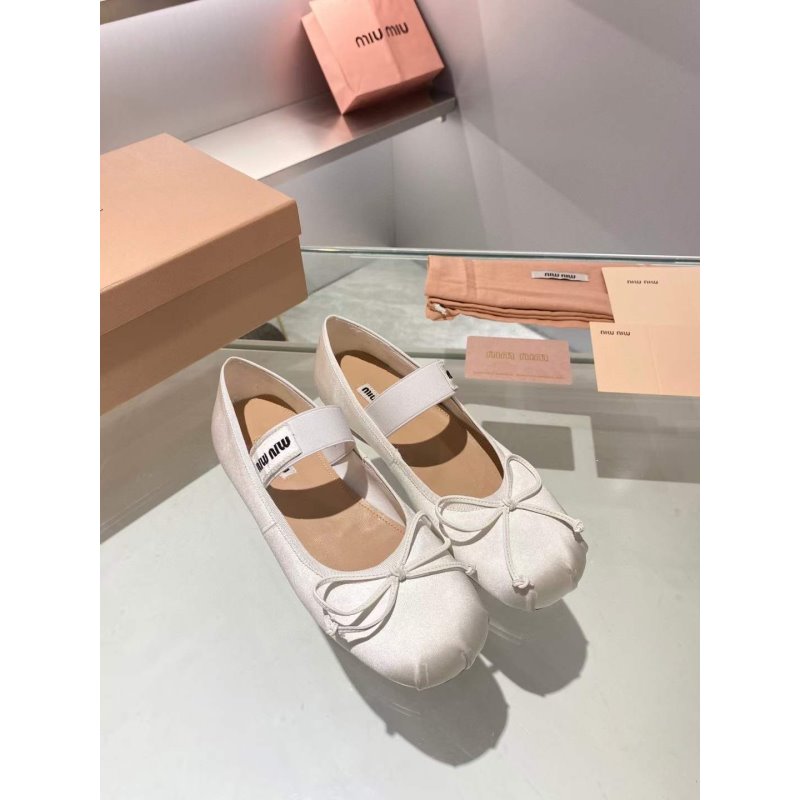 Miu miu Ballet Flat Sole Shoes SHS05405