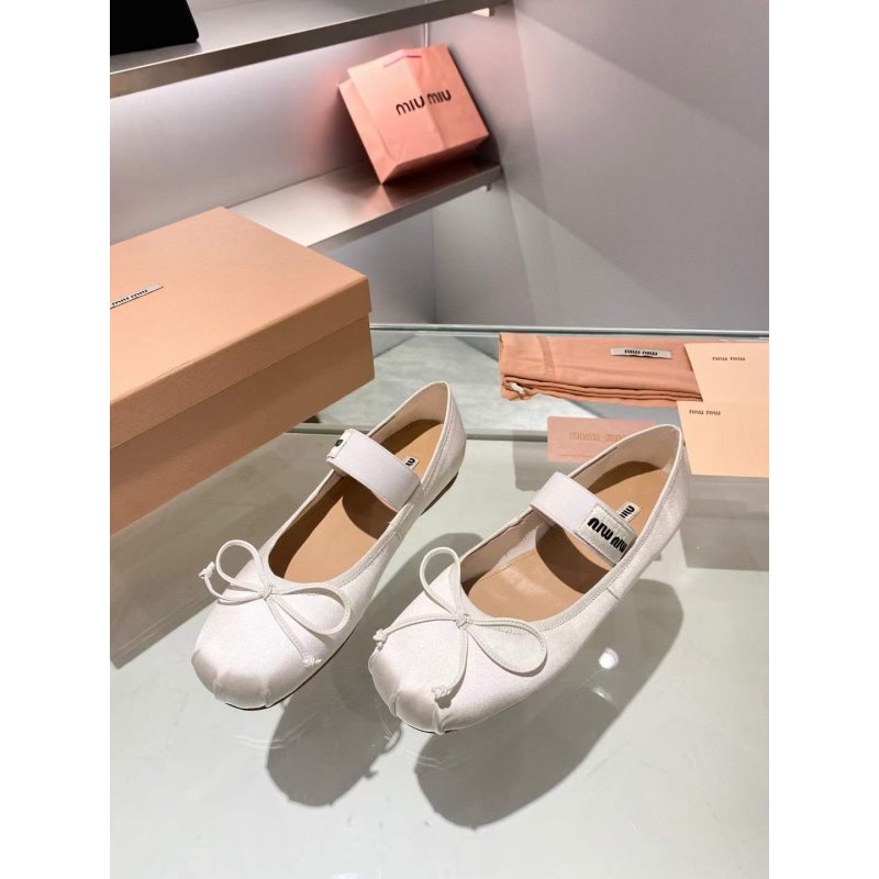 Miu miu Ballet Flat Sole Shoes SHS05405