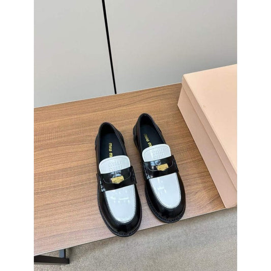 Miu Miu Catwalk Coin Loafers SH00059