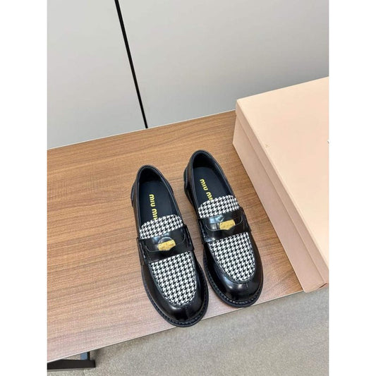 Miu Miu Catwalk Coin Loafers SH00061