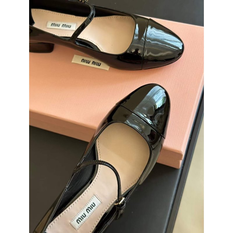 Miu Miu Mary Jane Shoes SH00302