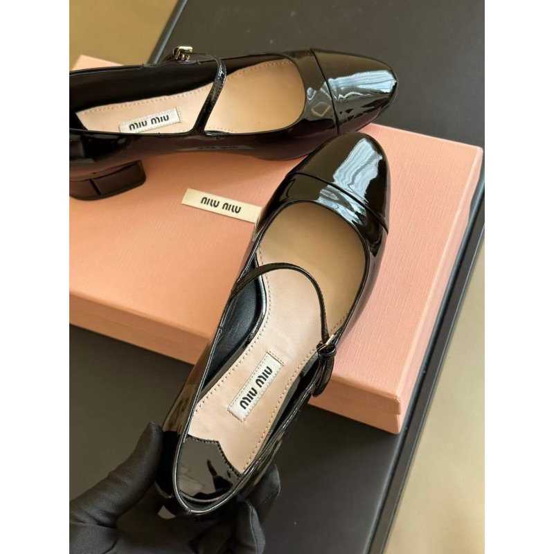 Miu Miu Mary Jane Shoes SH00302