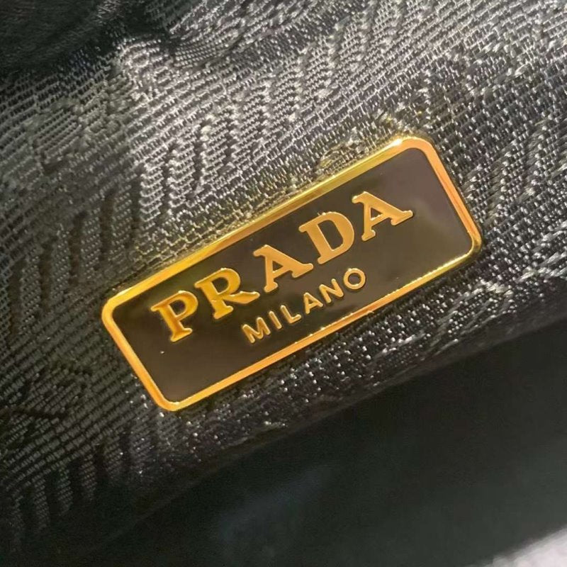 Prada Hobo Arm Bag BGMP1413