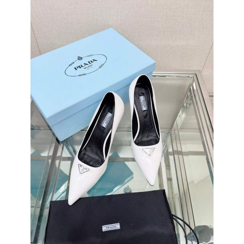 Prada High Heeled Pointed Shoe SH00178