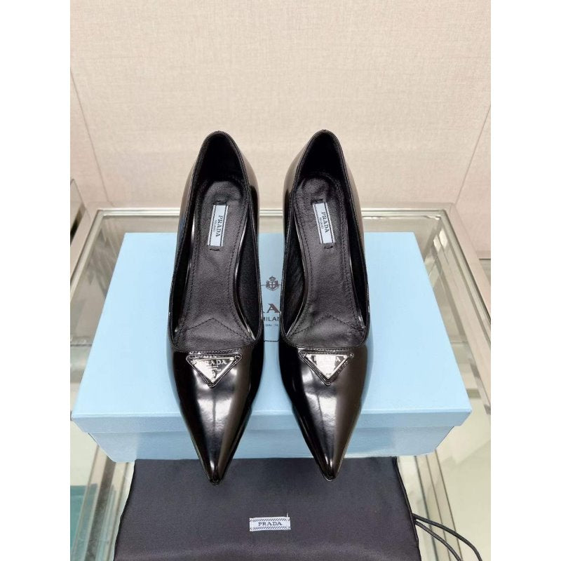 Prada High Heeled Pointed Shoe SH00179