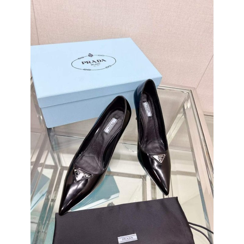 Prada High Heeled Pointed Shoe SH00179