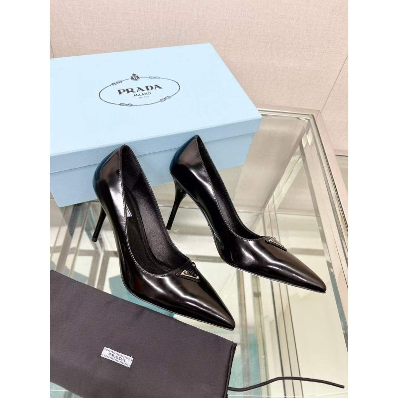 Prada High Heeled Pointed Shoe SH00179