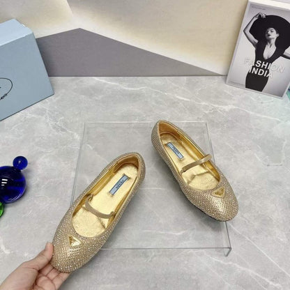 Prada Round Head Triangle Flat Series SH00090