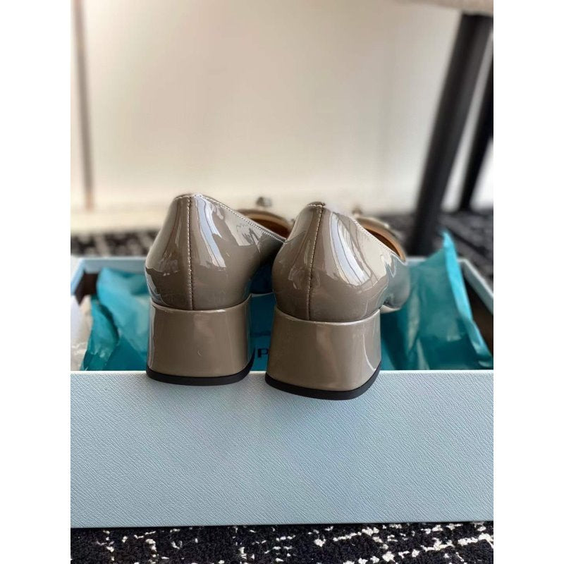 Prada Thick Heel Shoes SH00011