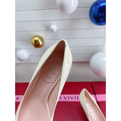 Roger Vivier Pointed Heel Sandals SHS05583